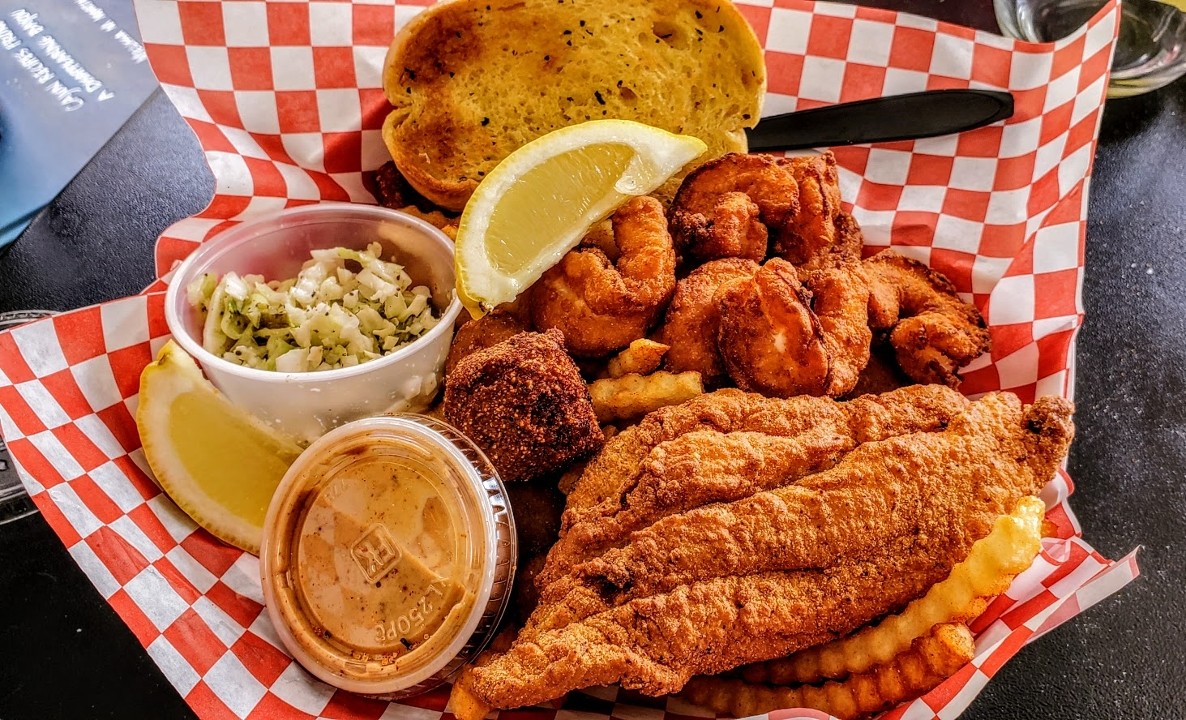 Gulf Shrimp / Mississippi Catfish Platter