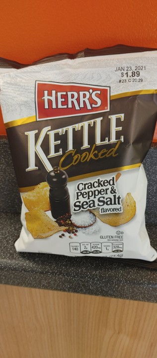 CRACKED PEPPER & SEA SALT
