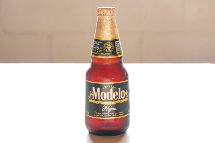 Negra Modelo Btl