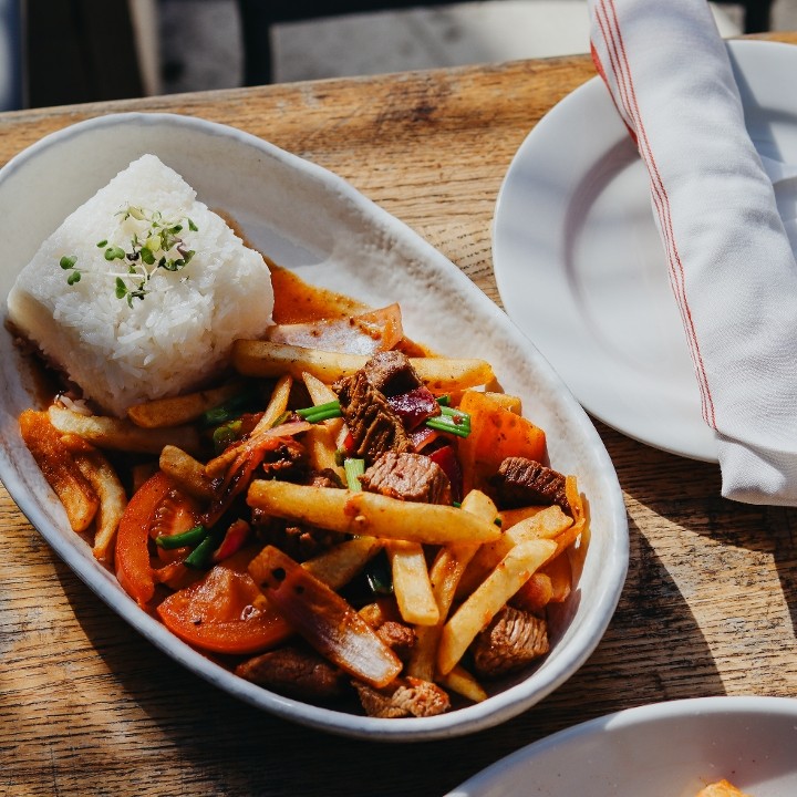 Lomo Saltado