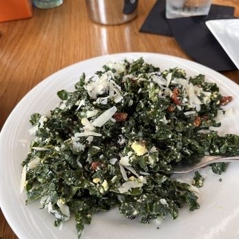 Starter Kale Salad