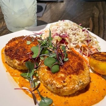 Two Lynae's Jumbo Lump Crab Cakes