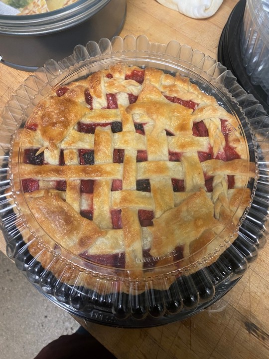 whole pie, apple (3 day delay)