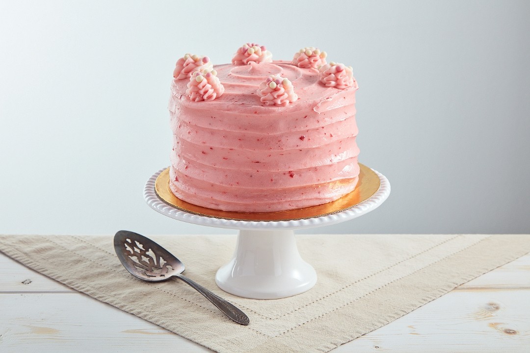 Strawberry Dream Cake, 6 inch