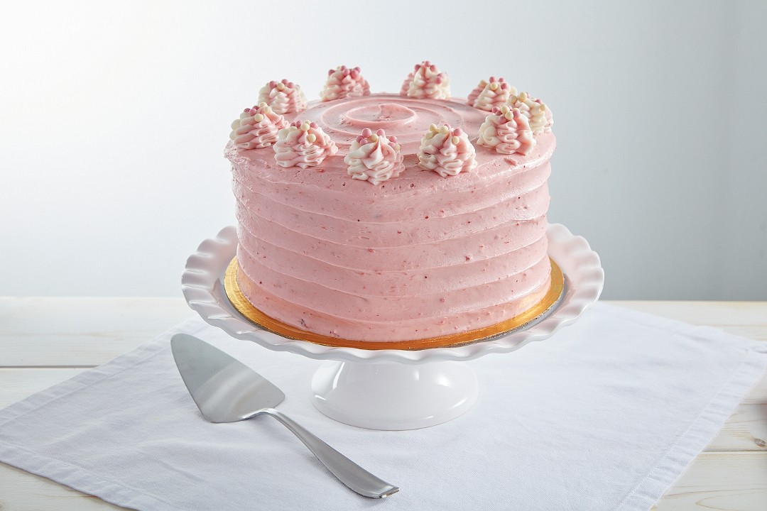 Strawberry Dream Cake, 9 inch