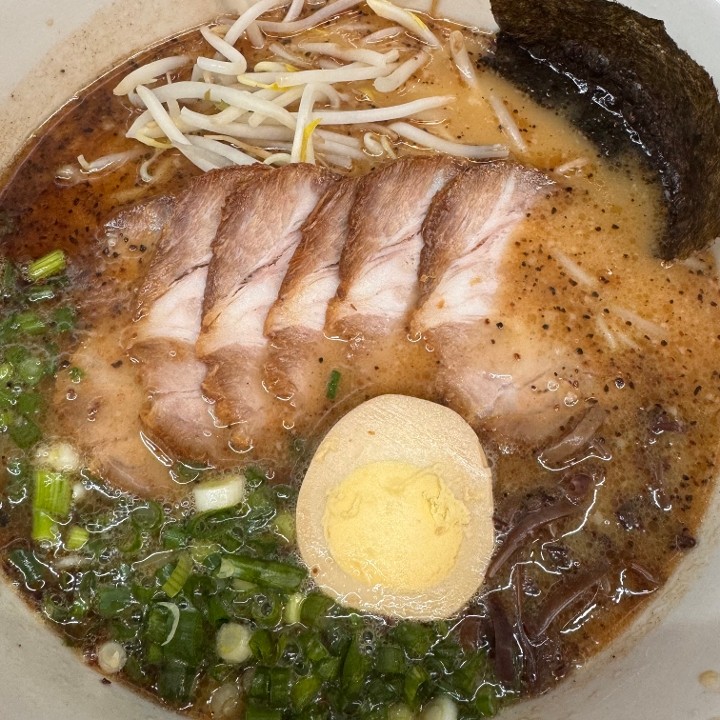 Black Garlic Oil Ramen*