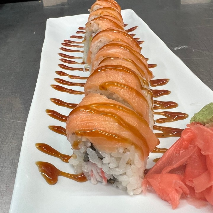 CA Roll w/ Salmon*