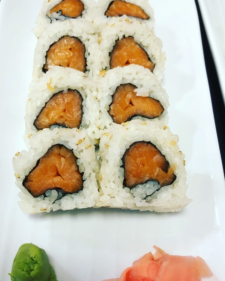 Salmon Roll*