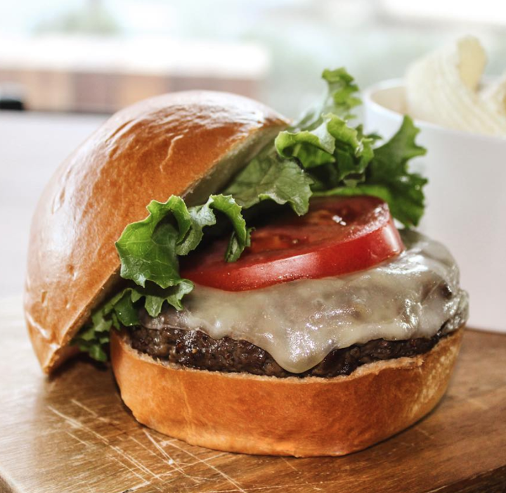 Locust Point Food Amber Locust Point - The Burger