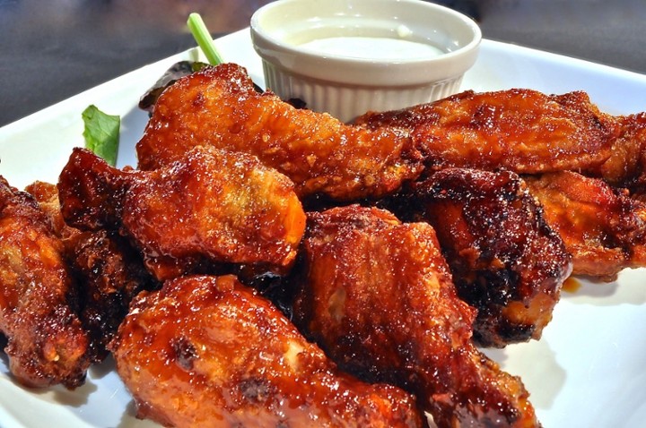 HOUSE WINGS