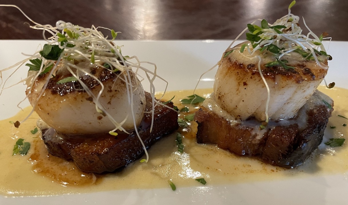 *Special* Pan Seared Scallops