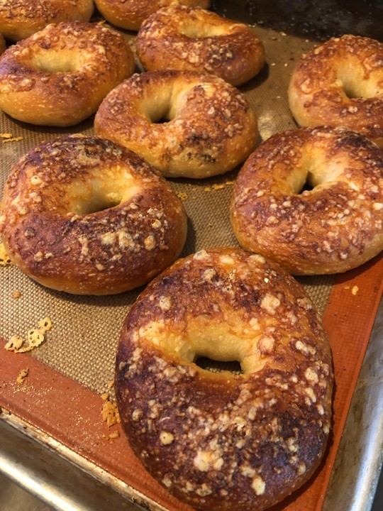 Hand Rolled Bagel Asiago
