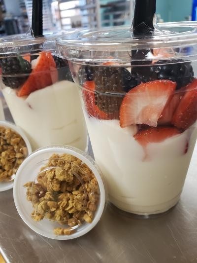 Yogurt Parfait - Berry