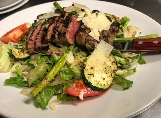 Grilled Steak Salad