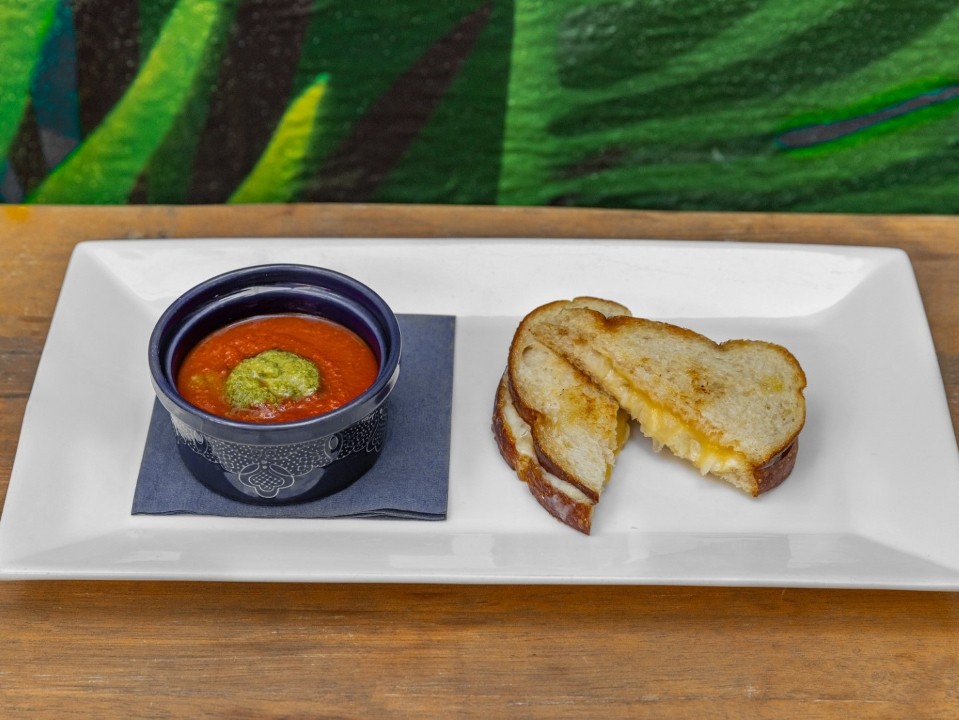 .Grilled Cheese & Tomato Soup