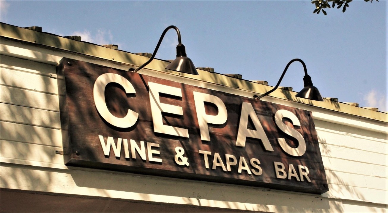 Cepas Wine Bar
