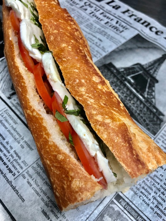 Tomato/mozzarella sandwich