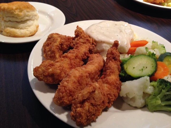 Broasted Chicken Tender Dinner