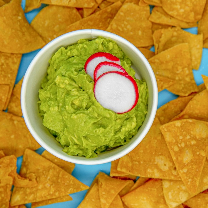 Chips and Guacamole (8oz)