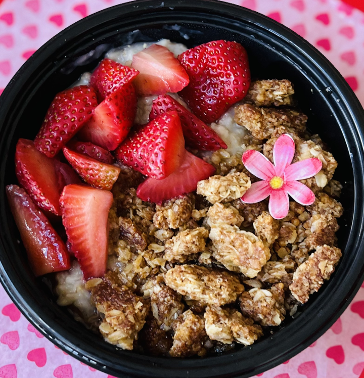 Strawberry Oatmeal Bowl