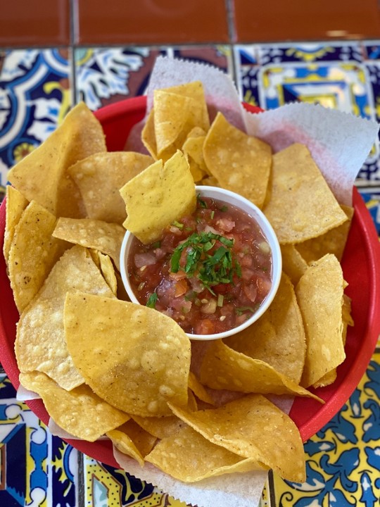 Salsa & Chips