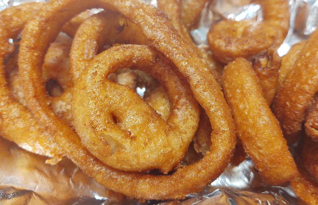 Beer Battered Onion Rings w/Russian