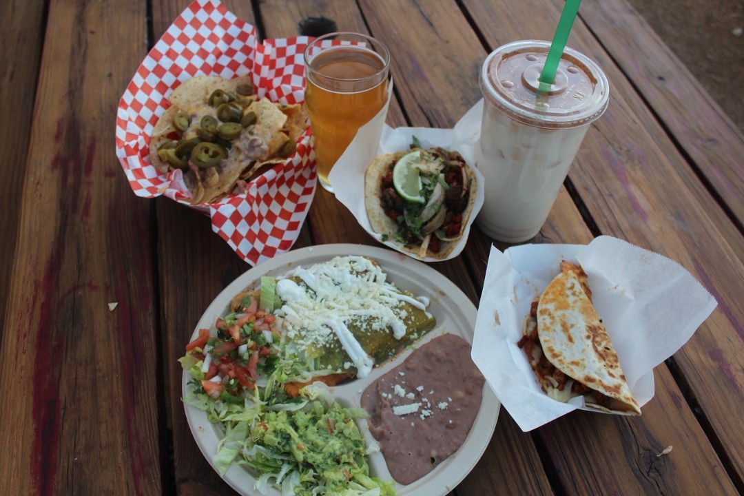 Combo Specialty Taco Plate