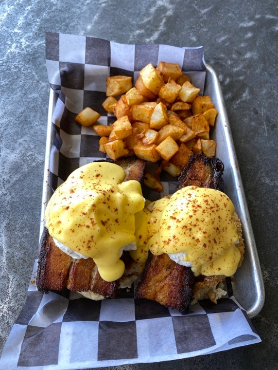 Smoked Pork Belly & Fried Green Tomato Benny