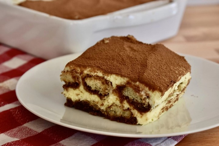 Tiramisu ( BINDI ITALY )