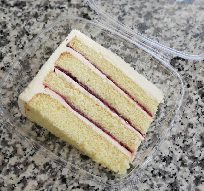 Amaretto Raspberry Cake Slice