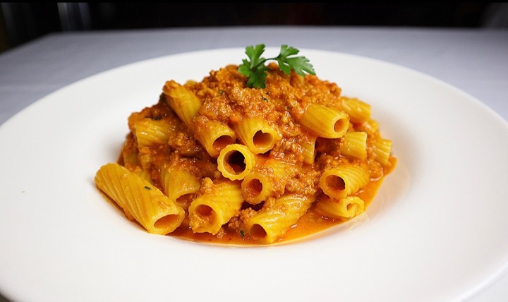 Rigatoni alla Bolognese