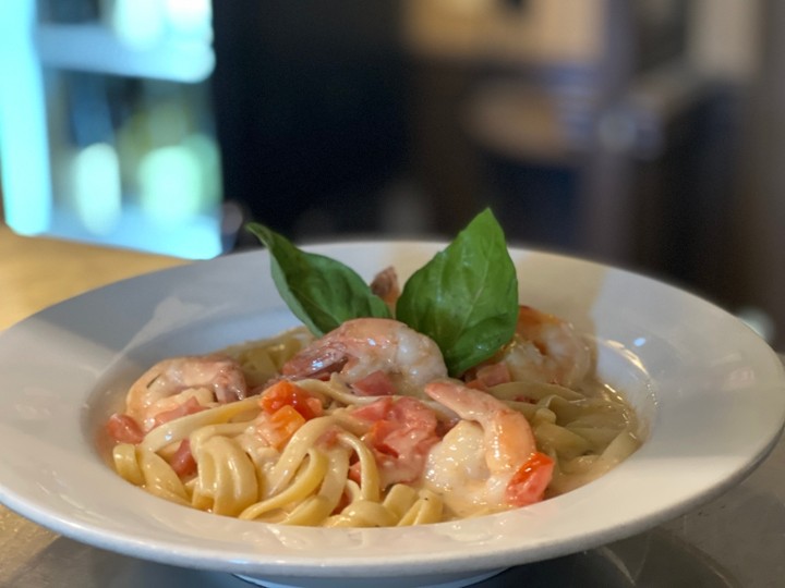 Fettuccini & Gulf Prawns