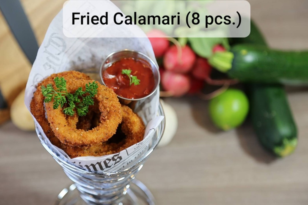 Fried Calamari (8 pcs)