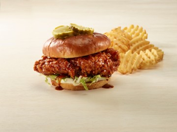 Royals Hot Chicken - NULU