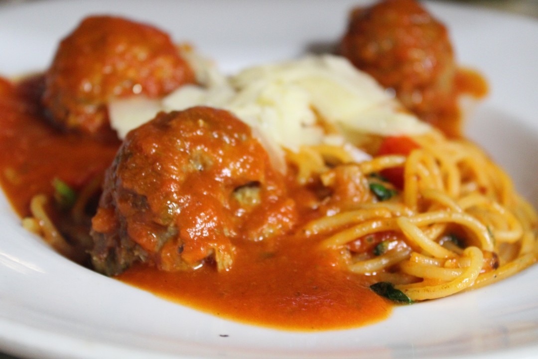 Spaghetti + Meatballs