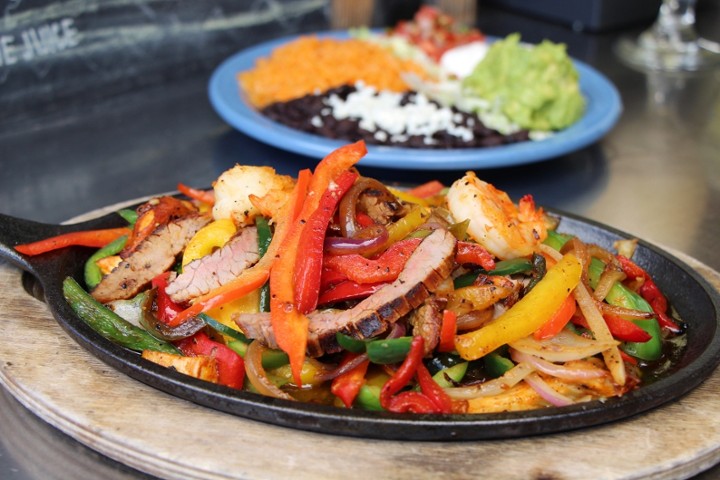 Flank Steak Sizzling Skillet Fajitas