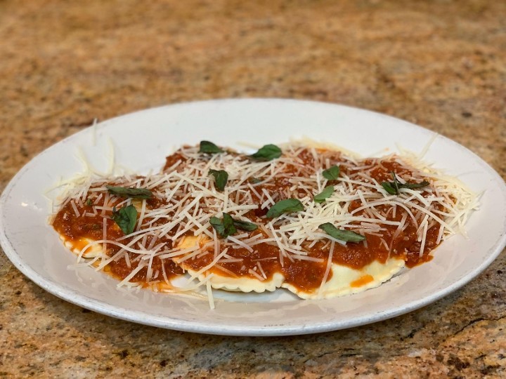 Fini's Pizzeria - Cheese Ravioli