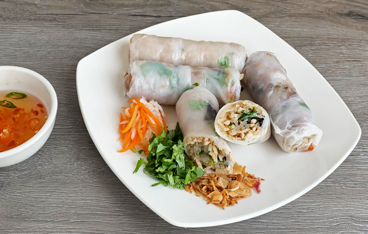 Banh Cuon Bi (4 rolls)