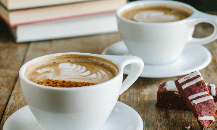 Coconut blondie latte