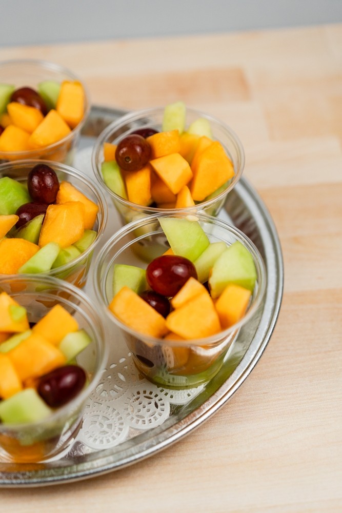 Fruit Cup Tray (14 Servings)