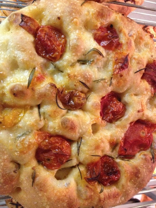Tomato & Mozzarella - Small