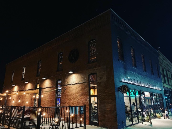 Restaurant banner image