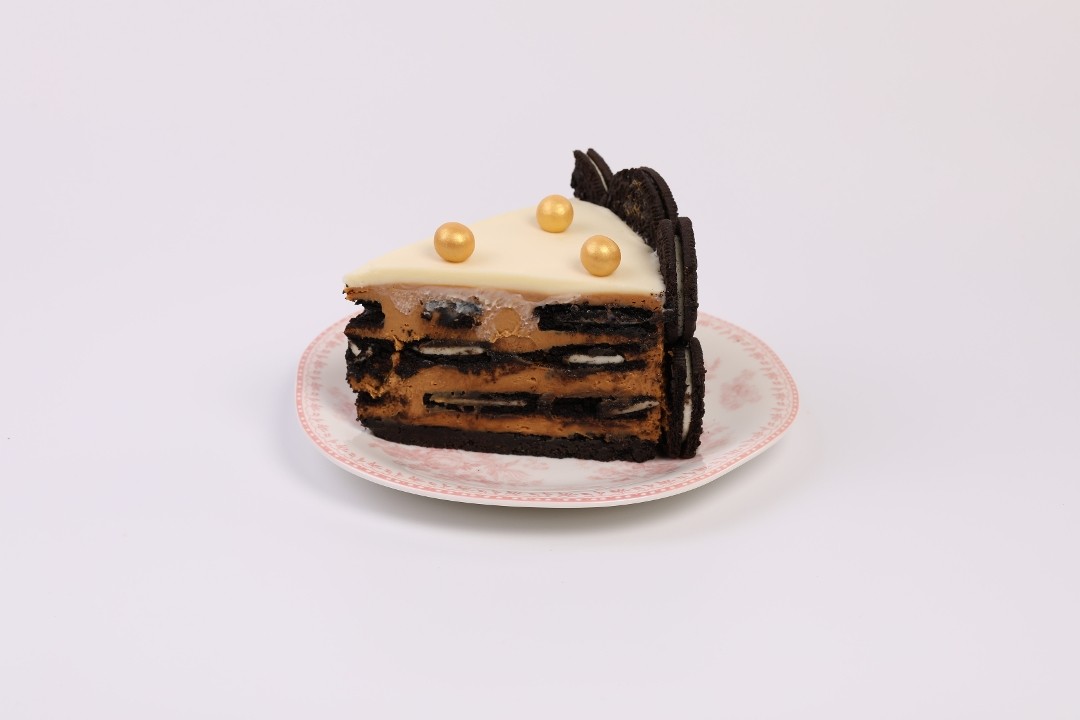 Black Cookies Cake slice