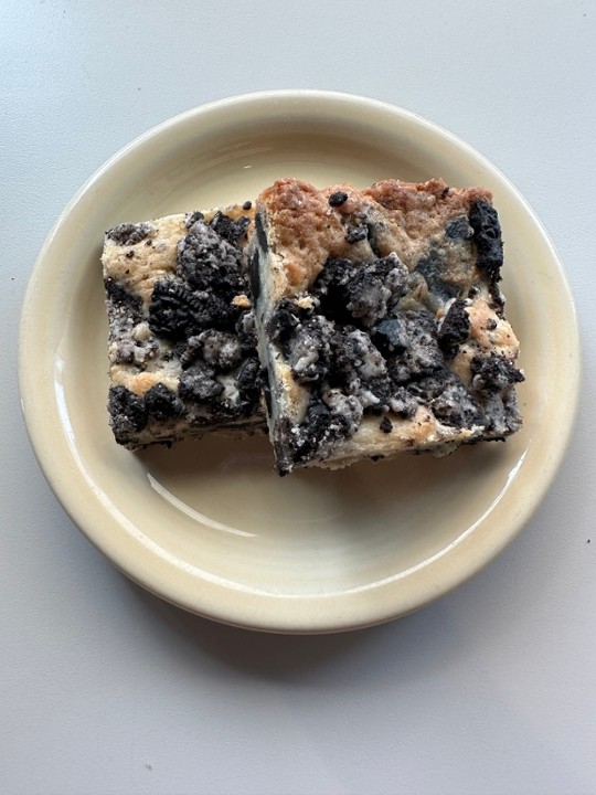 Homemade Oreo Cheesecake Blondie