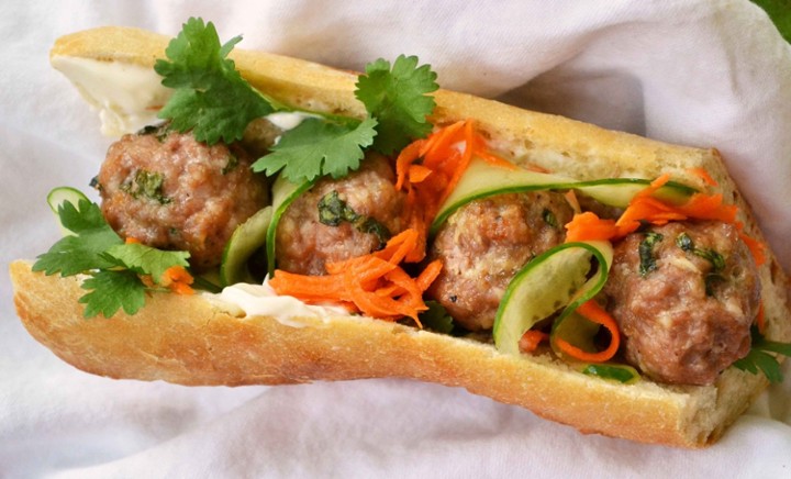 SW 18. Meatball (Beef) Banh mi