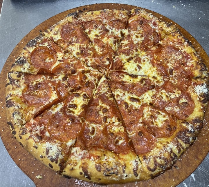 Medium Alondra's Pepperoni Pizza