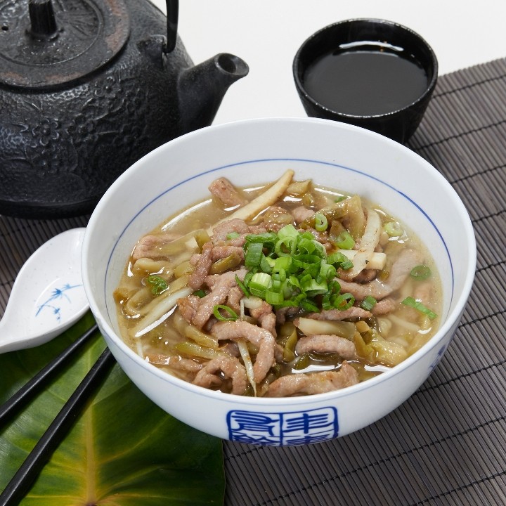 Pickled Cabbage Pork Rice Noodle Soup - 榨菜肉丝汤米粉
