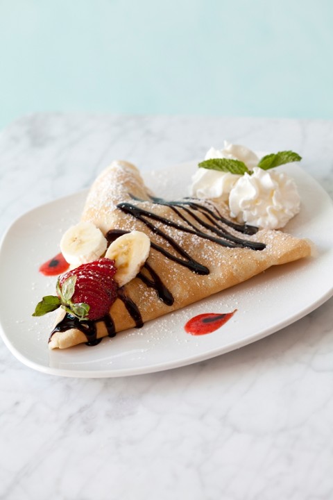 Nutella with Strawberries Crêpe