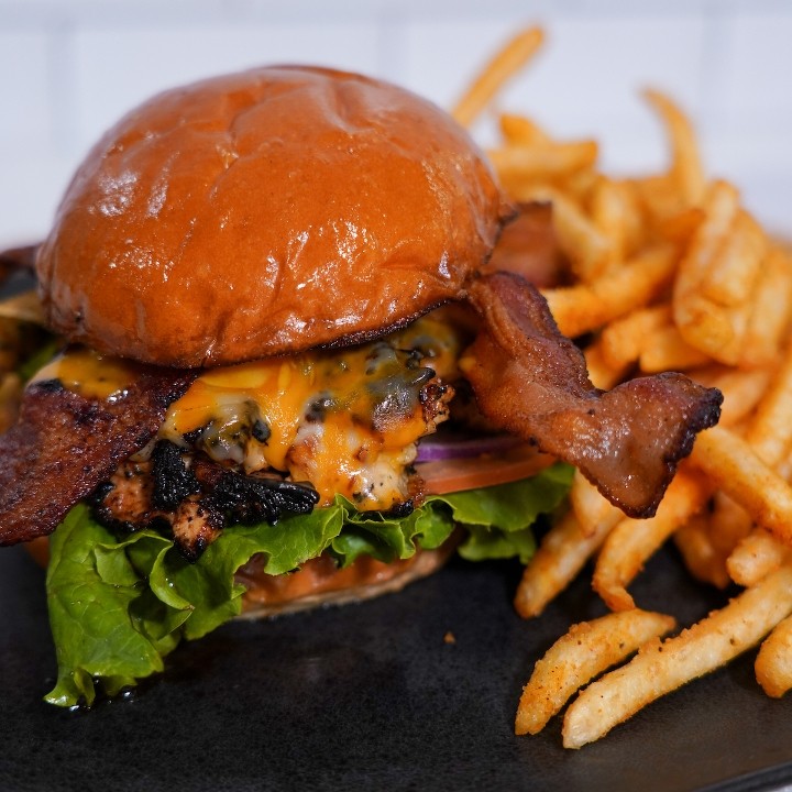 Charbroiled Chicken Sandwich w/ Fries