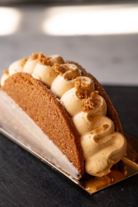 Apple Spice Mousse Cake
